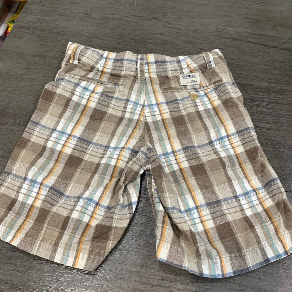 OshKosh B'gosh Boys Brown Plaid Chino Shorts Size 6 Casual Summer